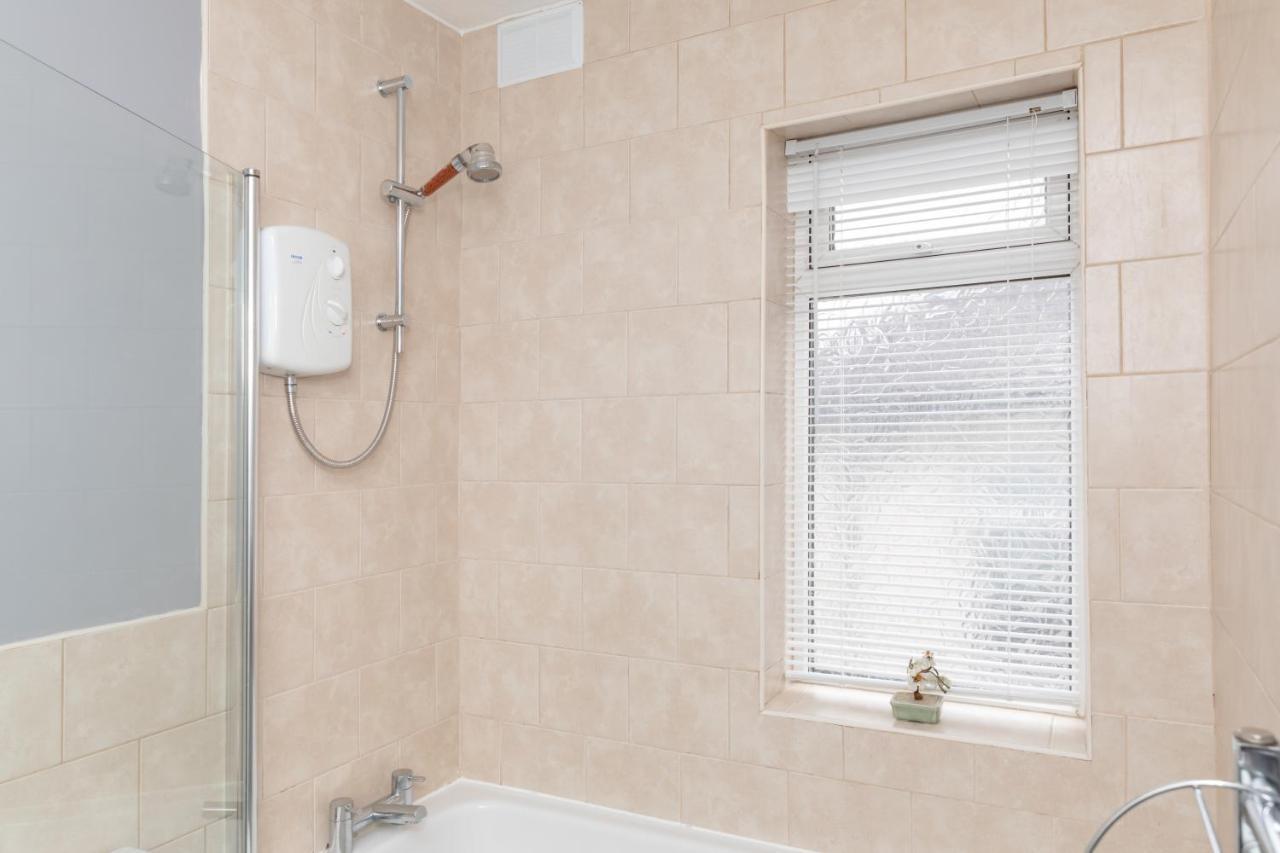 Leeds City Centre Spacious House Free Parking And Wi-Fi Екстер'єр фото