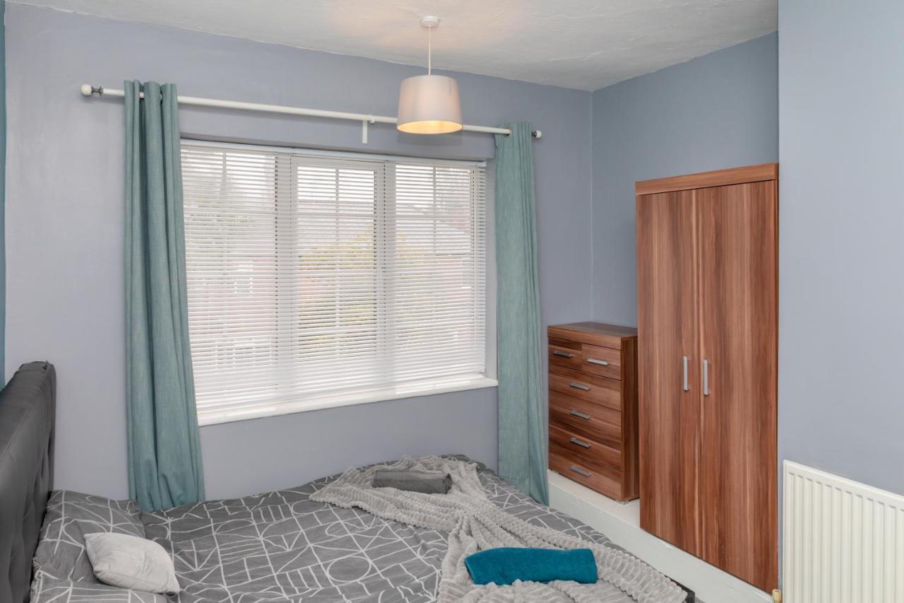 Leeds City Centre Spacious House Free Parking And Wi-Fi Екстер'єр фото