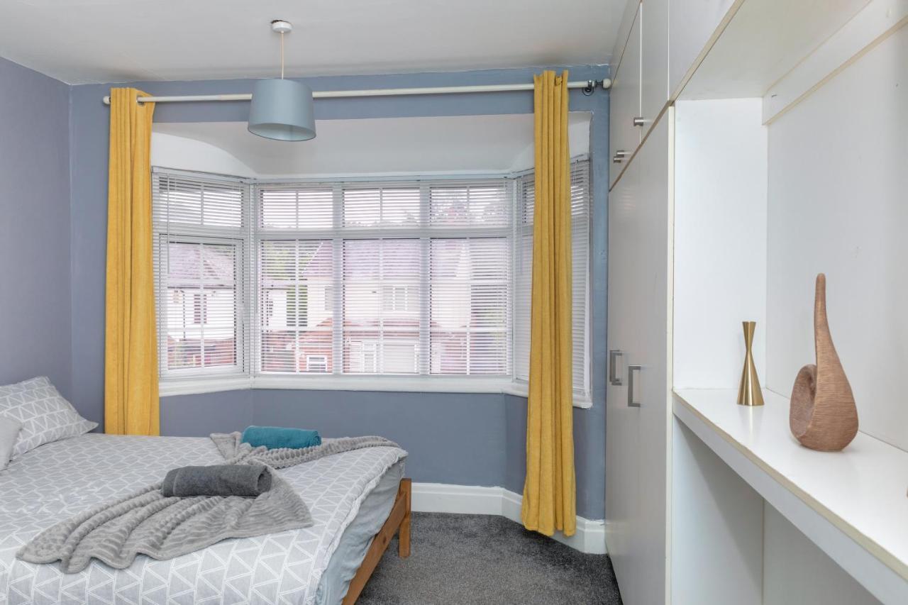 Leeds City Centre Spacious House Free Parking And Wi-Fi Екстер'єр фото